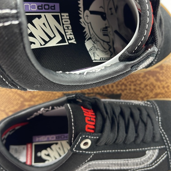 Vans Men’s Skate Old Skool Hockey Skateboards Black/ VN0A5FCB18J
Sneakers - Picture 14 of 16